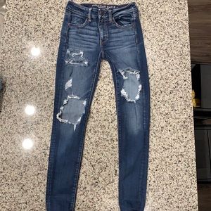 American Eagle / Distressed Jeggings size 2